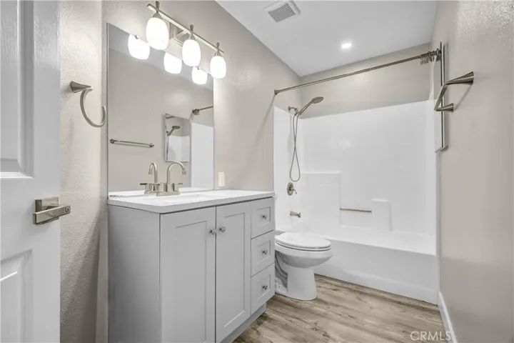 3605 E Anaheim Street 420, Long Beach, California 90804