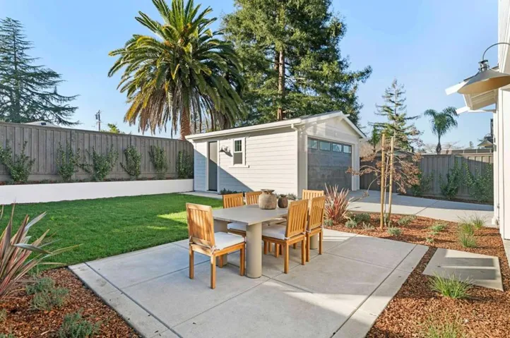 15675 El Gato Lane, Los Gatos, California 95032