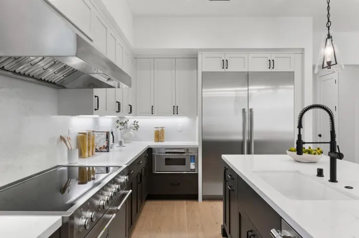 15675 El Gato Lane, Los Gatos, California 95032