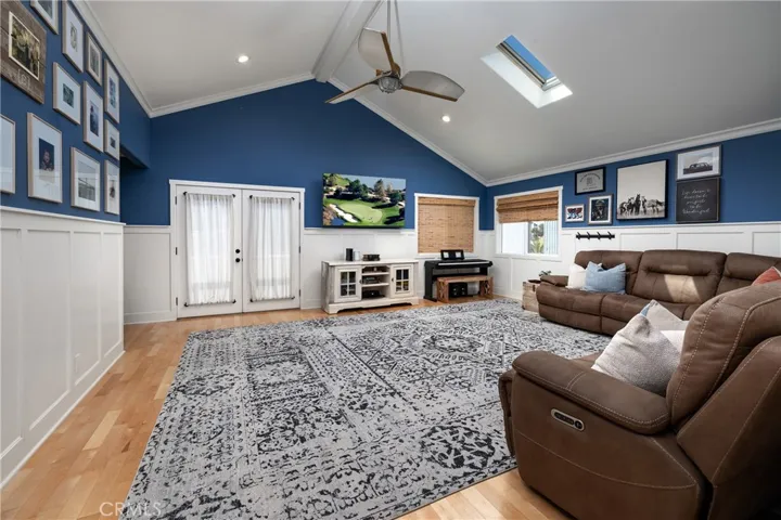 331 Walnut Street, Newport Beach, California 92663