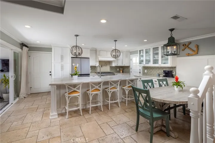 331 Walnut Street, Newport Beach, California 92663