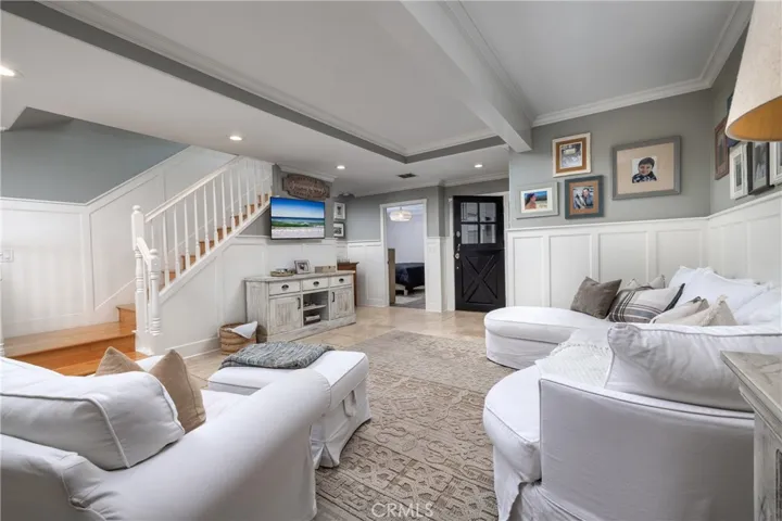 331 Walnut Street, Newport Beach, California 92663
