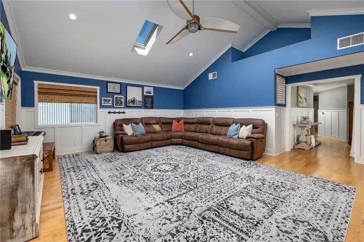 331 Walnut Street, Newport Beach, California 92663