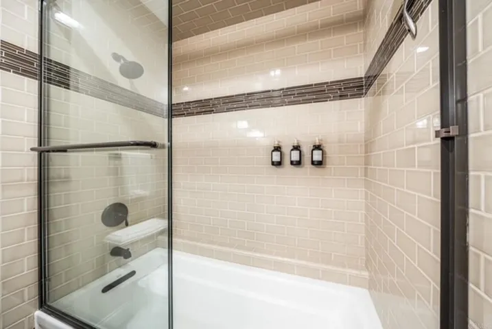 27636 Mountain Meadow Road, Escondido, California 92026