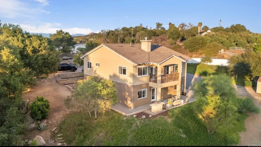 27636 Mountain Meadow Road, Escondido, California 92026