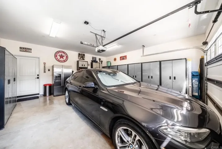 27636 Mountain Meadow Road, Escondido, California 92026