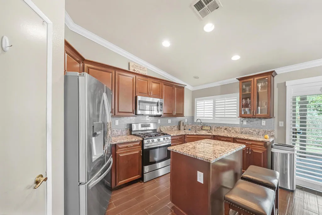 83124 blue mountain ct 10m (10 of 58)