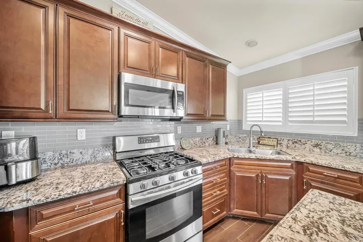 83124 blue mountain ct 10m (11 of 58)