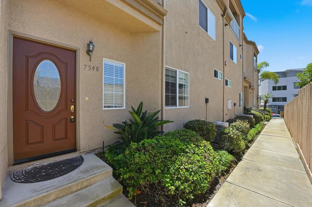 7548 Romeria Street, Carlsbad, California 92009 — photo 5