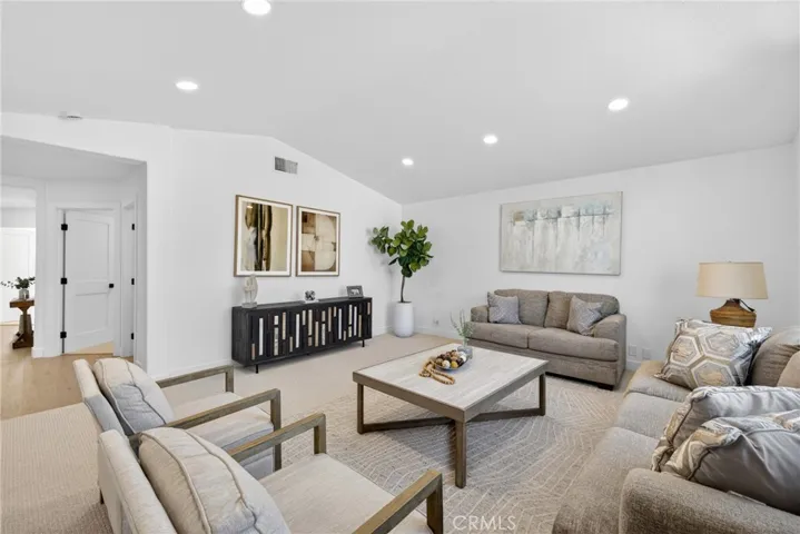17 Brentwood, Coto De Caza, California 92679