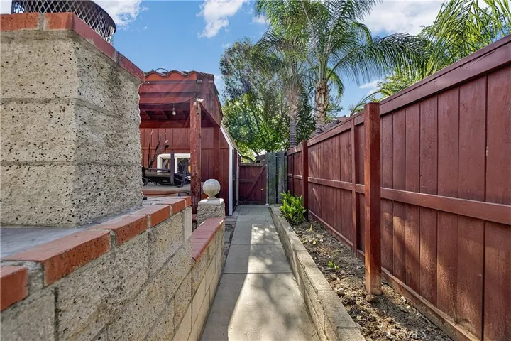 3601 Crevice Way, Perris, California 92570