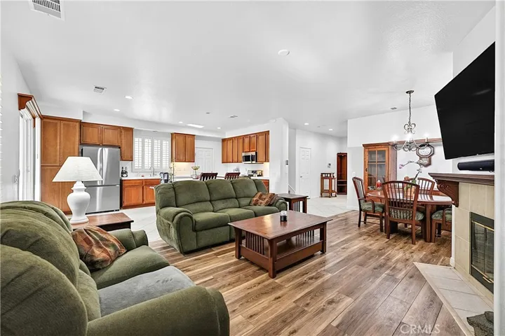 3601 Crevice Way, Perris, California 92570