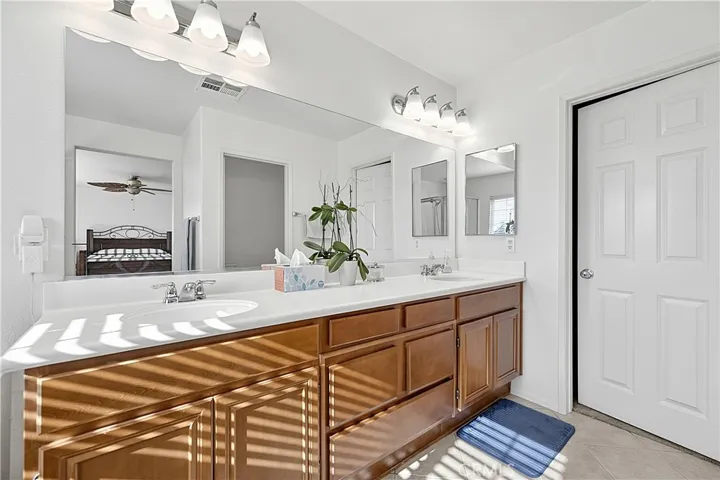 3601 Crevice Way, Perris, California 92570