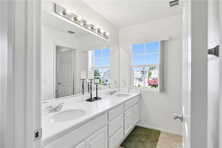 3601 Crevice Way, Perris, California 92570
