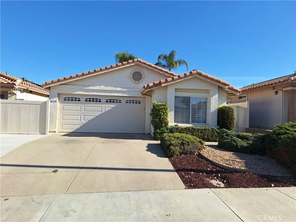 28230 Avenida Francesca