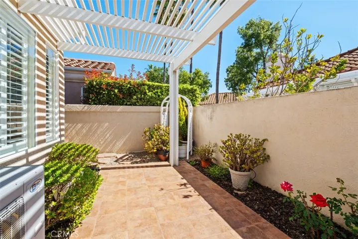 21522 Andorra, Mission Viejo, California 92692
