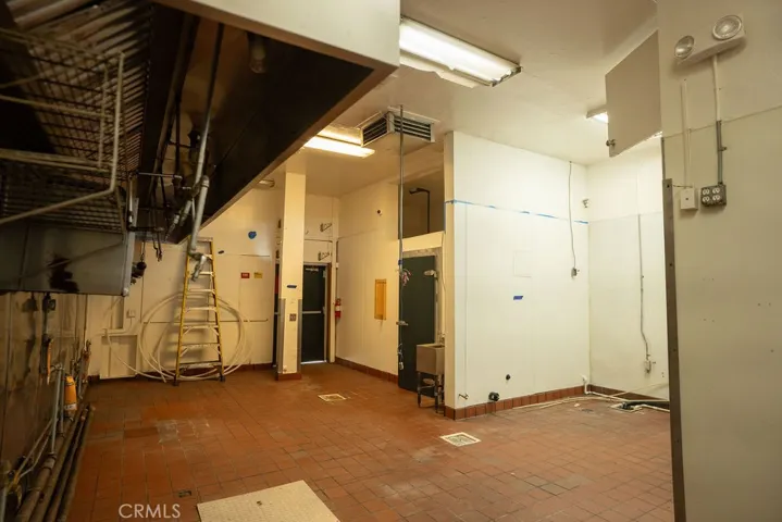 Kitchen walk in fridge back door entrance