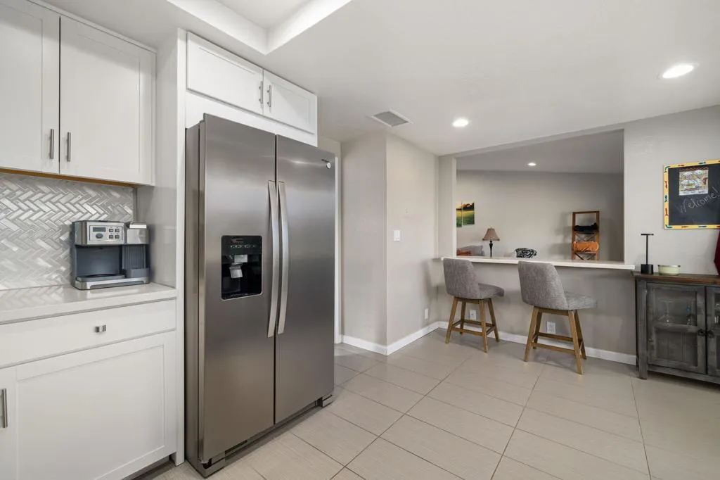 4-web-or-mls-AMLakes'_OPMG_0126_004