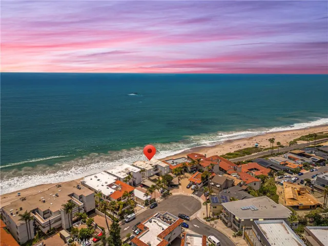 Twilight Stunning Coastline & Whitewater Views