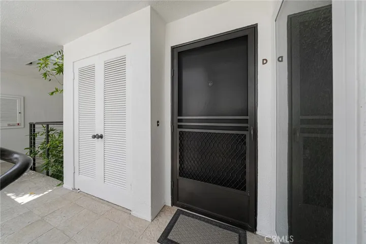 Front Unit Entrance