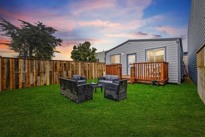 390 Guttenberg Street, Daly City, California 94014