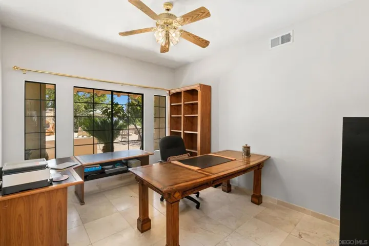 3004 Via Donito, Alpine, California 91901