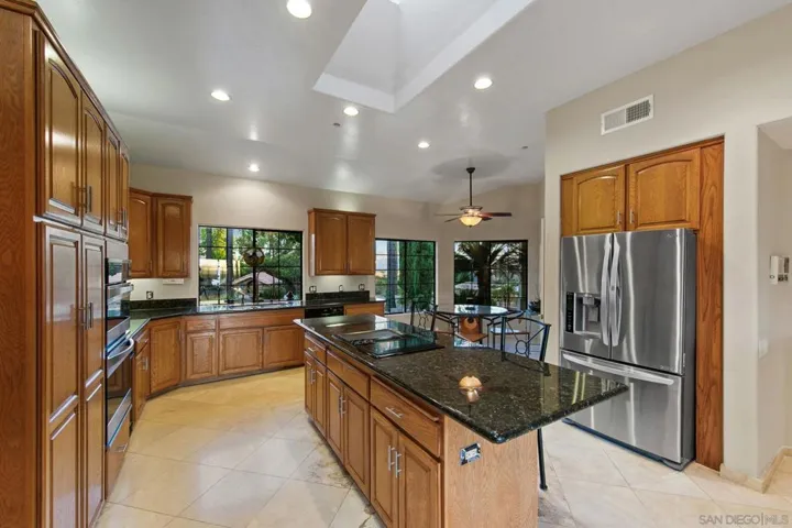3004 Via Donito, Alpine, California 91901