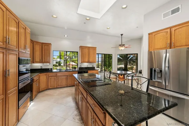3004 Via Donito, Alpine, California 91901
