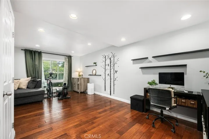 10018 Bloomfield, Cypress, California 90630