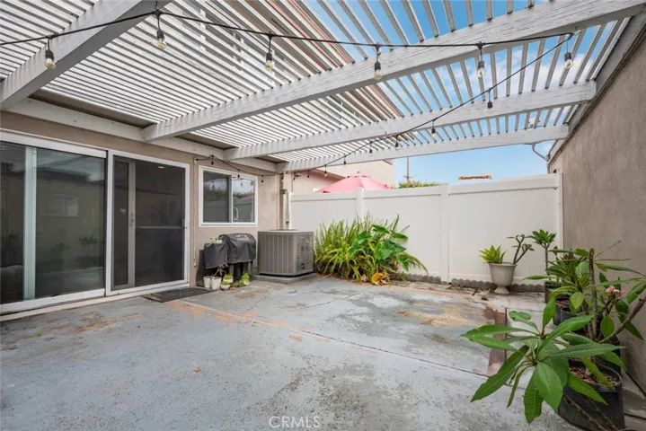 10018 Bloomfield, Cypress, California 90630