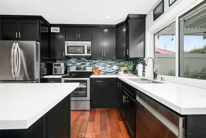 10018 Bloomfield, Cypress, California 90630