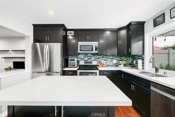 10018 Bloomfield, Cypress, California 90630