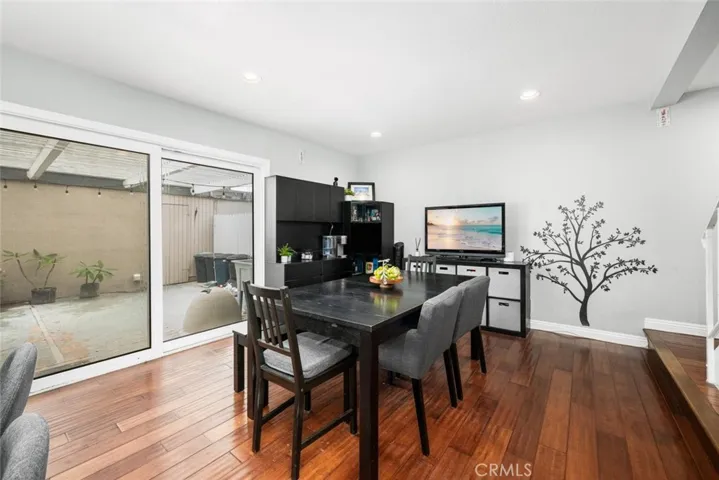 10018 Bloomfield, Cypress, California 90630
