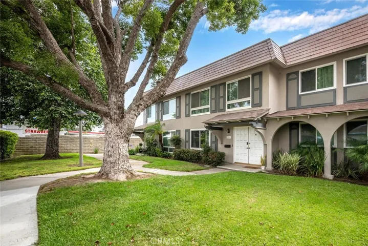 10018 Bloomfield, Cypress, California 90630