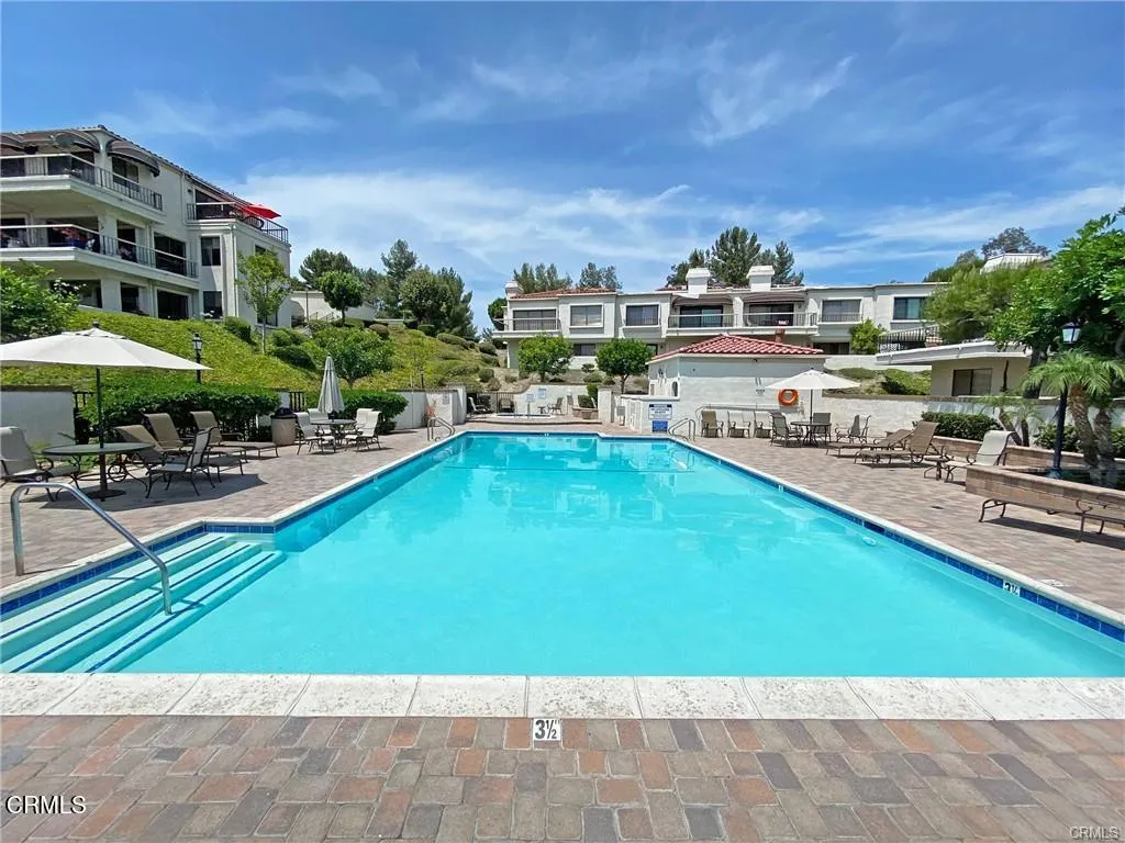POOL 1