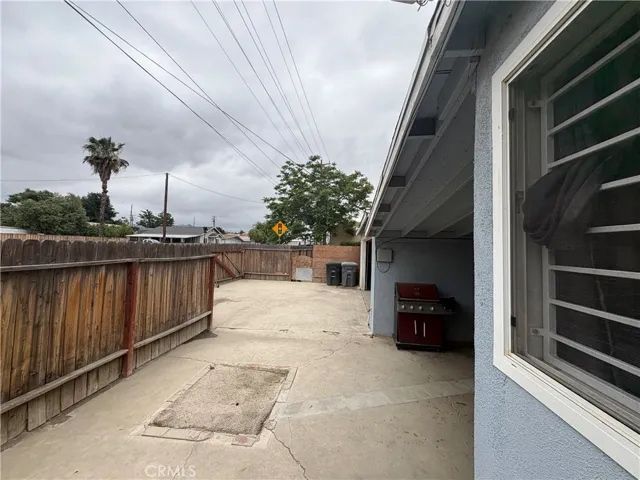 501 W Latham, Hemet, California 92543