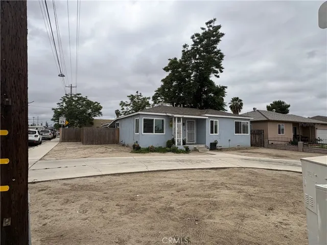 501 W Latham, Hemet, California 92543