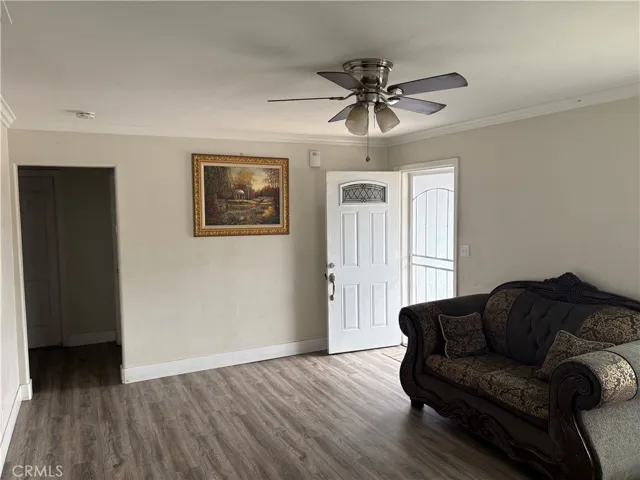 501 W Latham, Hemet, California 92543