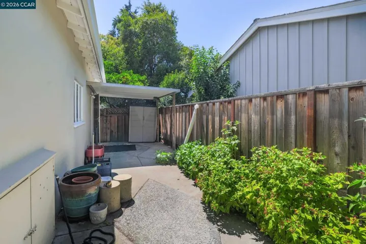 1051 San Rafael, San Leandro, California 94577