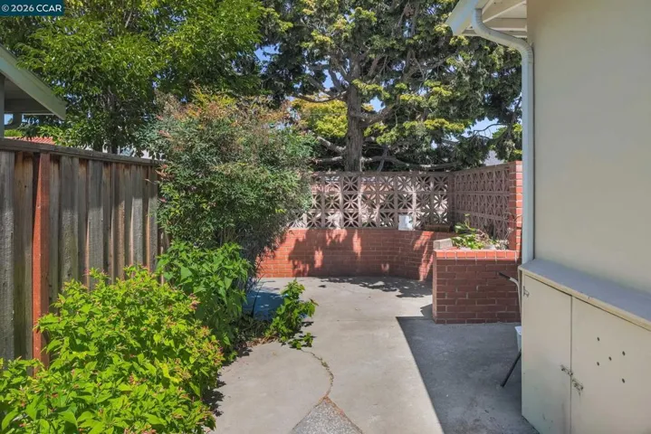 1051 San Rafael, San Leandro, California 94577