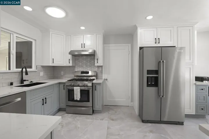 1051 San Rafael, San Leandro, California 94577