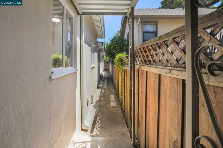 1051 San Rafael, San Leandro, California 94577