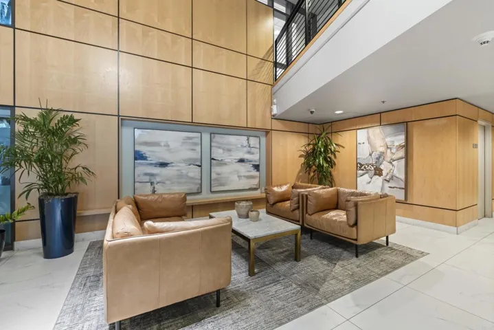 425 W Beech Street 403, San Diego, California 92101