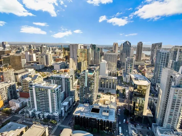 425 W Beech Street 403, San Diego, California 92101