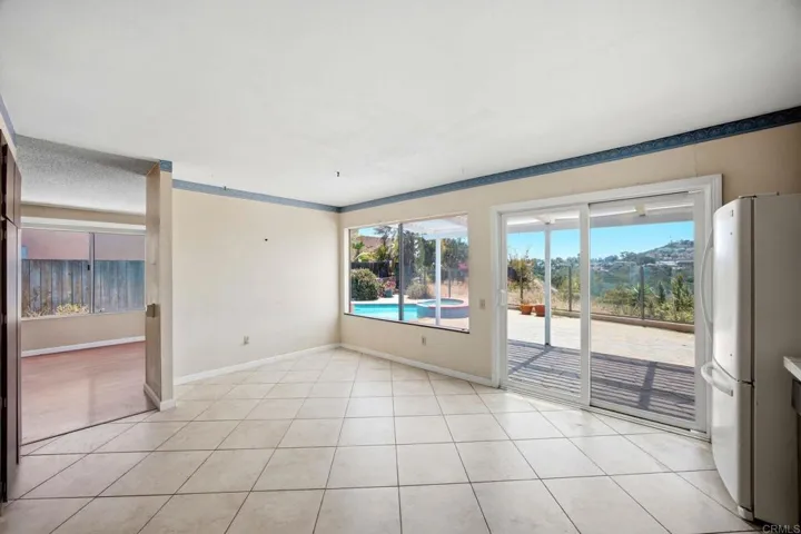 6731 Lofty View, San Diego, California 92120