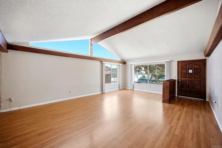 6731 Lofty View, San Diego, California 92120