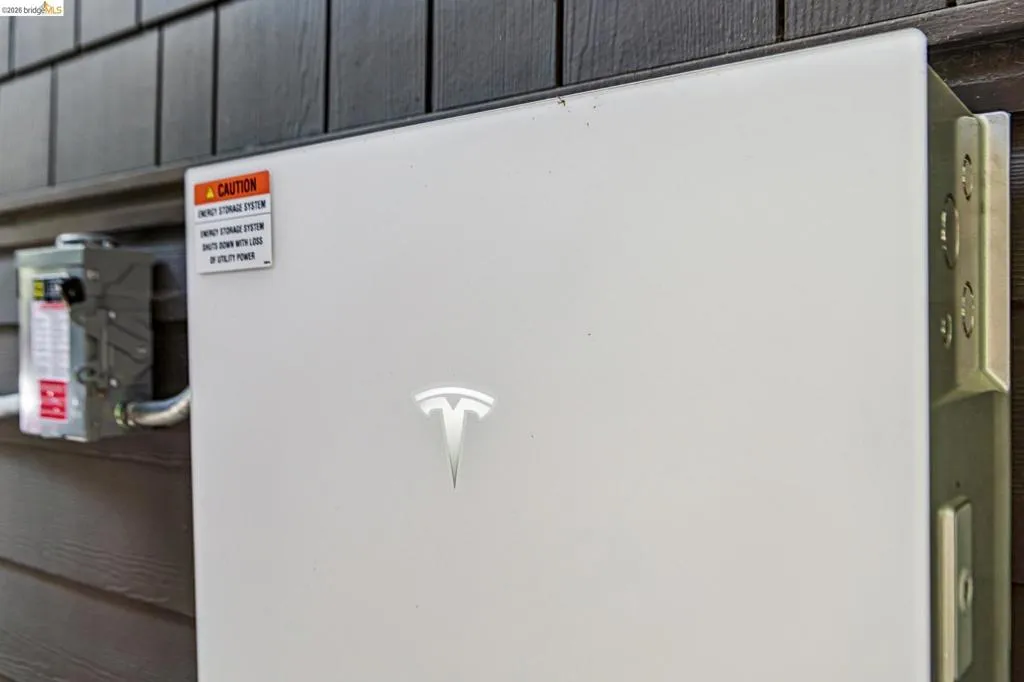 Solar Battery