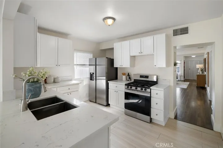 239 W Palm, Monrovia, California 91016