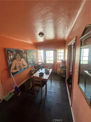 1357 Dining area