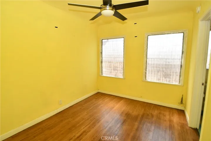 Rear unit bedroom